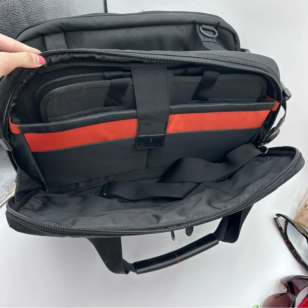 Black Samsonite Travel Briefcase Bag - Professional Laptop Carryall